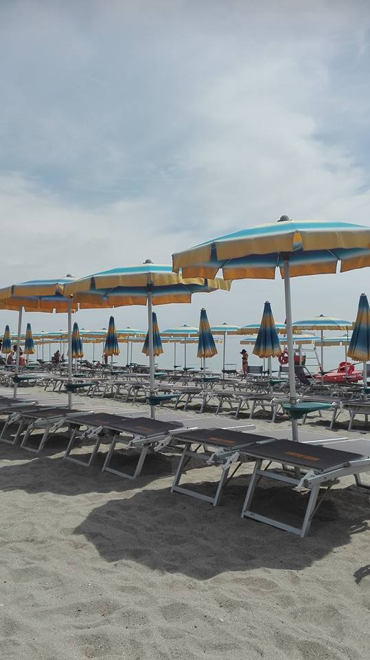 18620196 10209373653919839 8137005158327091655 n - Lidi Balneari SUP Attrezzatura Sport Mare - Stabilimenti Mare Lago Mondo Balneare