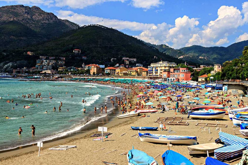 34 Levanto spiaggia per bambini - Lidi Balneari SUP Attrezzatura Sport Mare - Stabilimenti Mare Lago Mondo Balneare