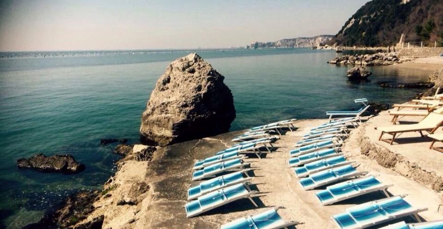 le ginestre - Lidi Balneari SUP Attrezzatura Sport Mare - Stabilimenti Mare Lago Mondo Balneare