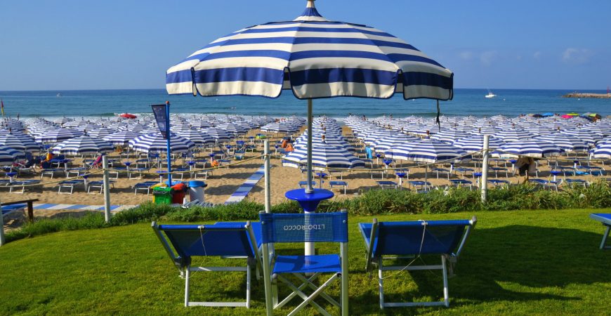 solarium 2 - Lidi Balneari SUP Attrezzatura Sport Mare - Stabilimenti Mare Lago Mondo Balneare