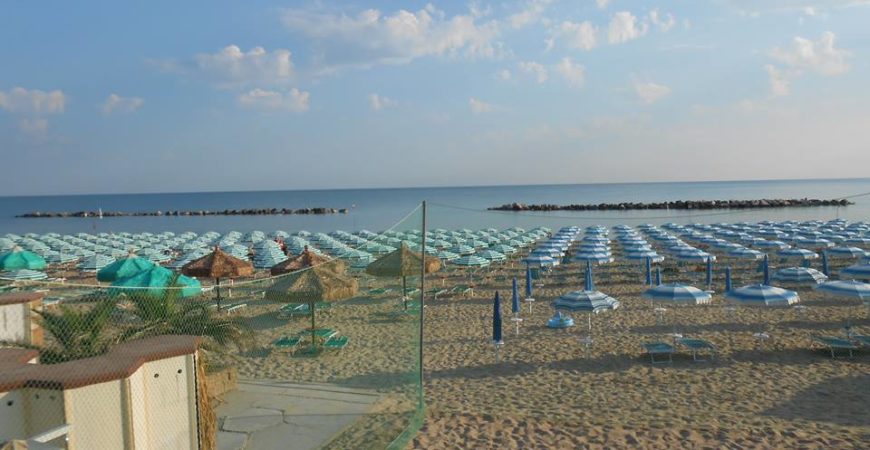 11209360 1036389659713367 8117611332779417445 n - Lidi Balneari SUP Attrezzatura Sport Mare - Stabilimenti Mare Lago Mondo Balneare