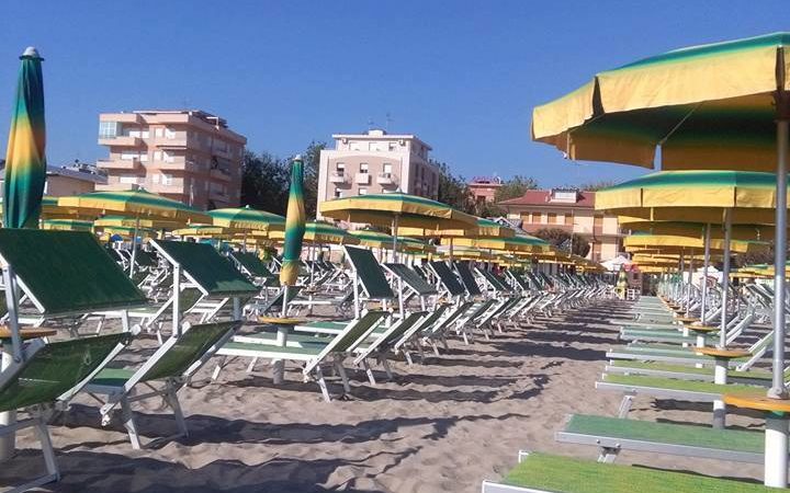 18835633 1882572771999207 2071929756650511759 n - Lidi Balneari SUP Attrezzatura Sport Mare - Stabilimenti Mare Lago Mondo Balneare