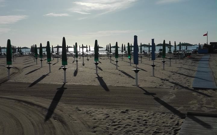 21463213 1402570629859919 2136874129820322031 n - Lidi Balneari SUP Attrezzatura Sport Mare - Stabilimenti Mare Lago Mondo Balneare