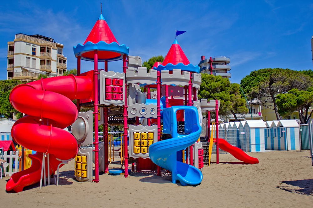 giochi bambini spiaggia lignano - Lidi Balneari SUP Attrezzatura Sport Mare - Stabilimenti Mare Lago Mondo Balneare