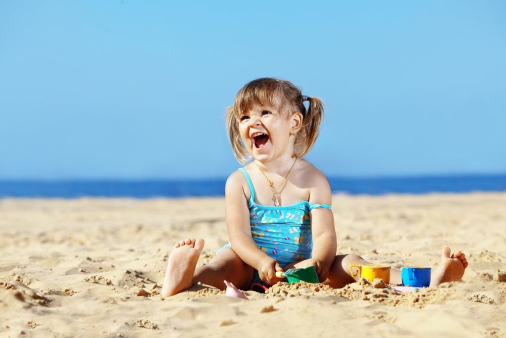 spiaggia per bambini - Lidi Balneari SUP Attrezzatura Sport Mare - Stabilimenti Mare Lago Mondo Balneare