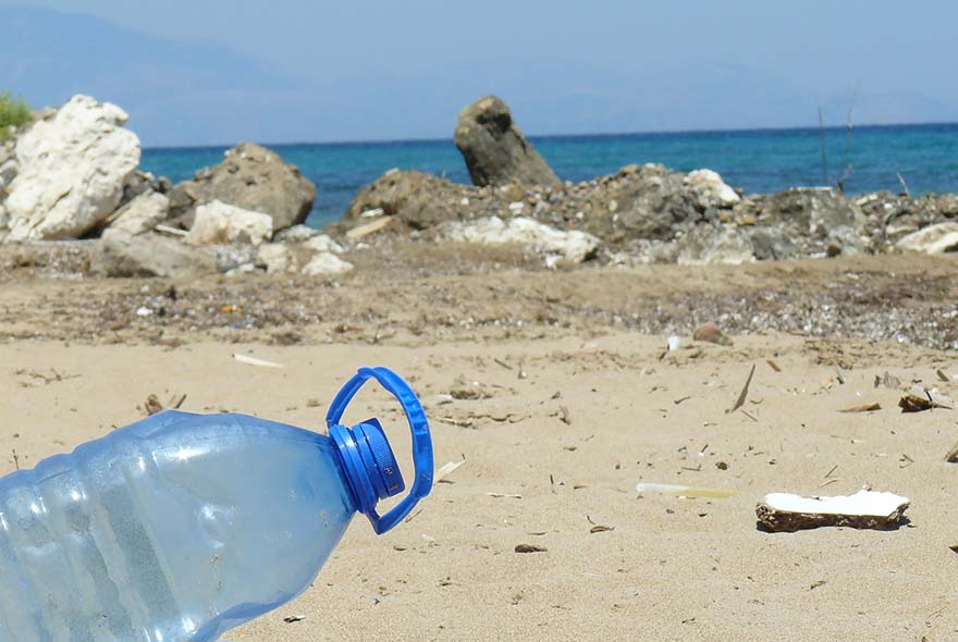 Now How marine litter plastica nel mare - Lidi Balneari SUP Attrezzatura Sport Mare - Stabilimenti Mare Lago Mondo Balneare