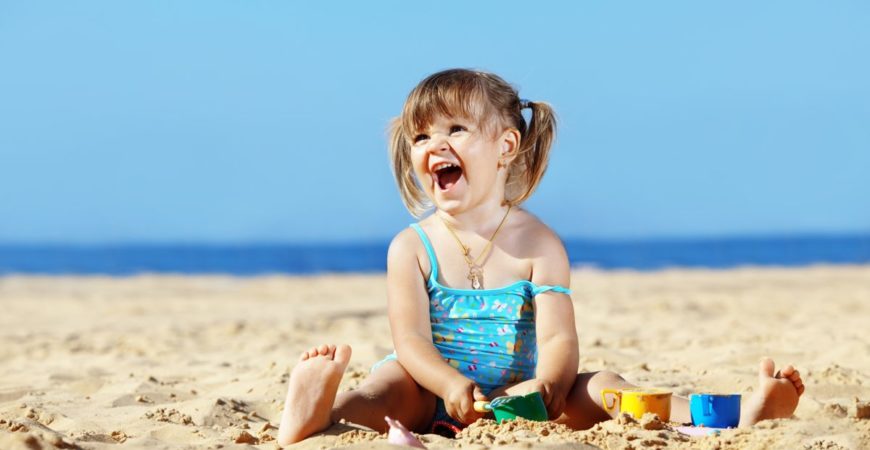spiaggia per bambini - Lidi Balneari SUP Attrezzatura Sport Mare - Stabilimenti Mare Lago Mondo Balneare